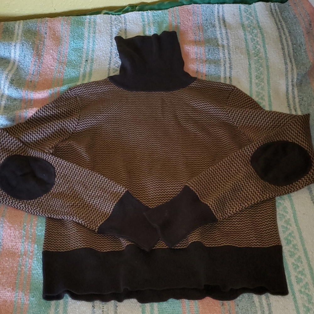 Kenneth Cole Reaction Turtle Neck